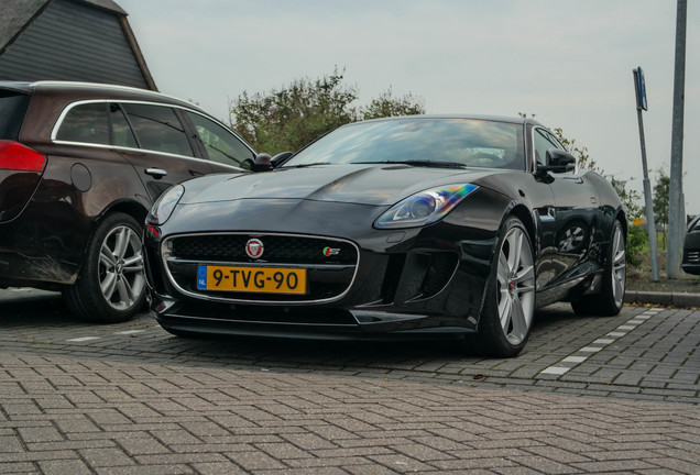 Jaguar F-TYPE S Coupé