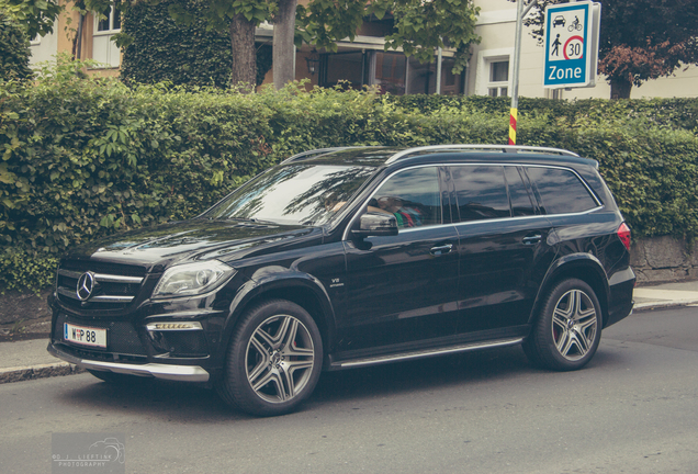 Mercedes-Benz GL 63 AMG X166