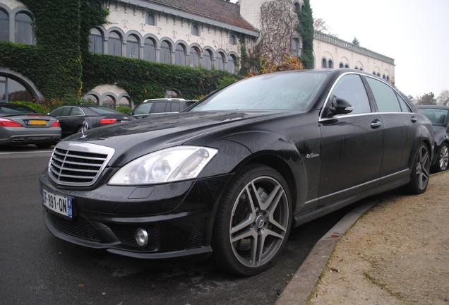 Mercedes-Benz S 63 AMG W221