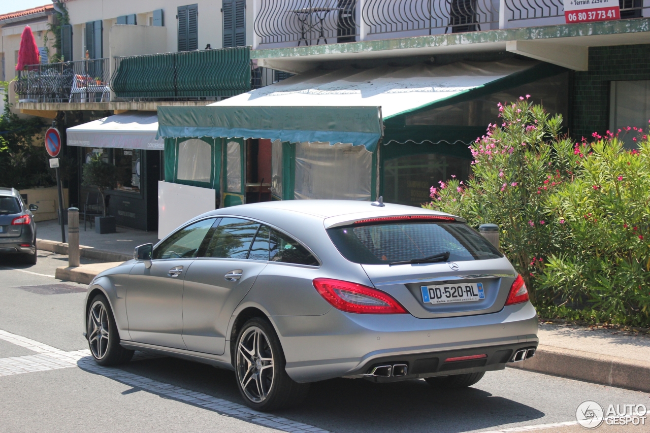 Mercedes-Benz CLS 63 AMG X218 Shooting Brake