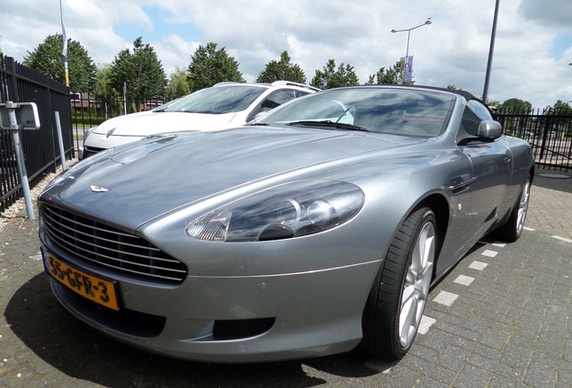 Aston Martin DB9 Volante