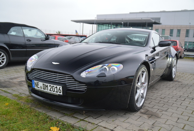 Aston Martin V8 Vantage