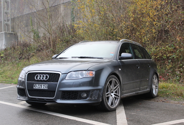 Audi RS4 Avant B7