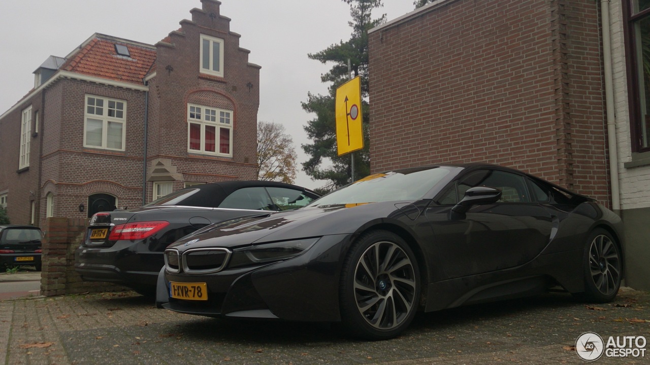 BMW i8