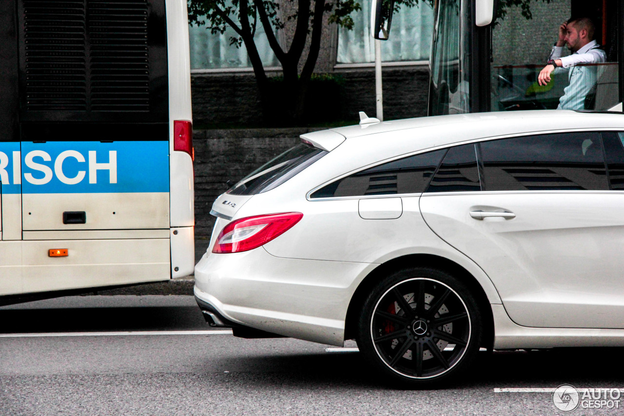 Mercedes-Benz CLS 63 AMG X218 Shooting Brake