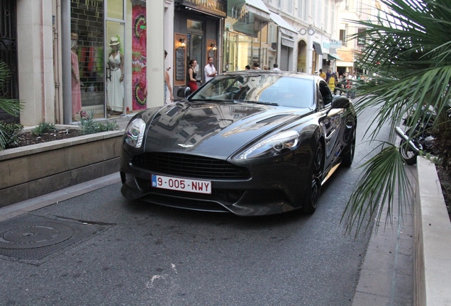 Aston Martin Vanquish 2013