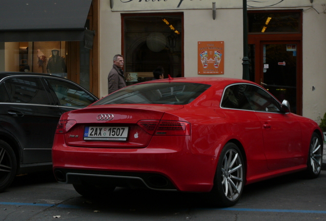 Audi RS5 B8 2012