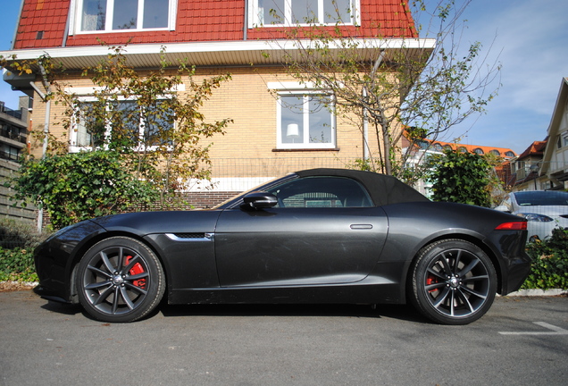 Jaguar F-TYPE S Convertible
