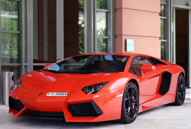 Lamborghini Aventador LP700-4