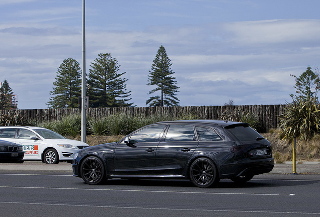 Audi RS4 Avant B8