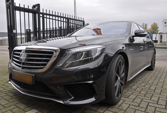 Mercedes-Benz S 63 AMG V222