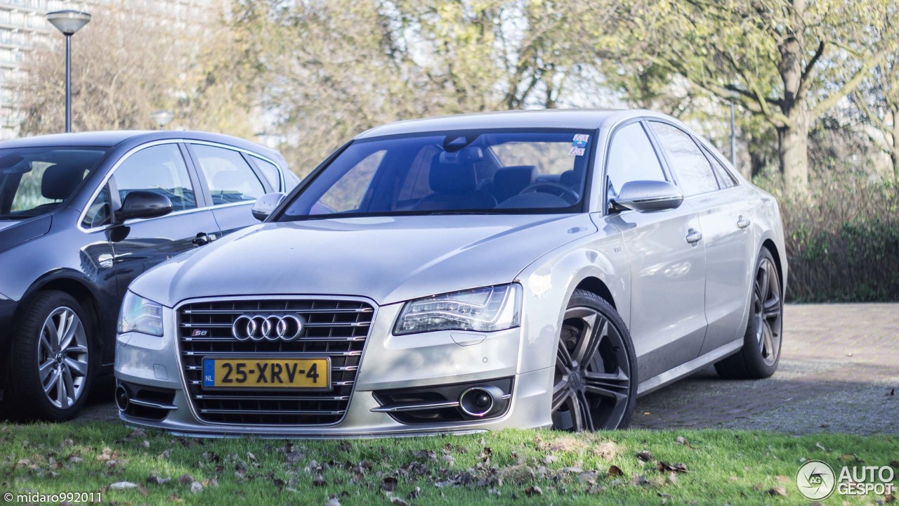 Audi S8 D4