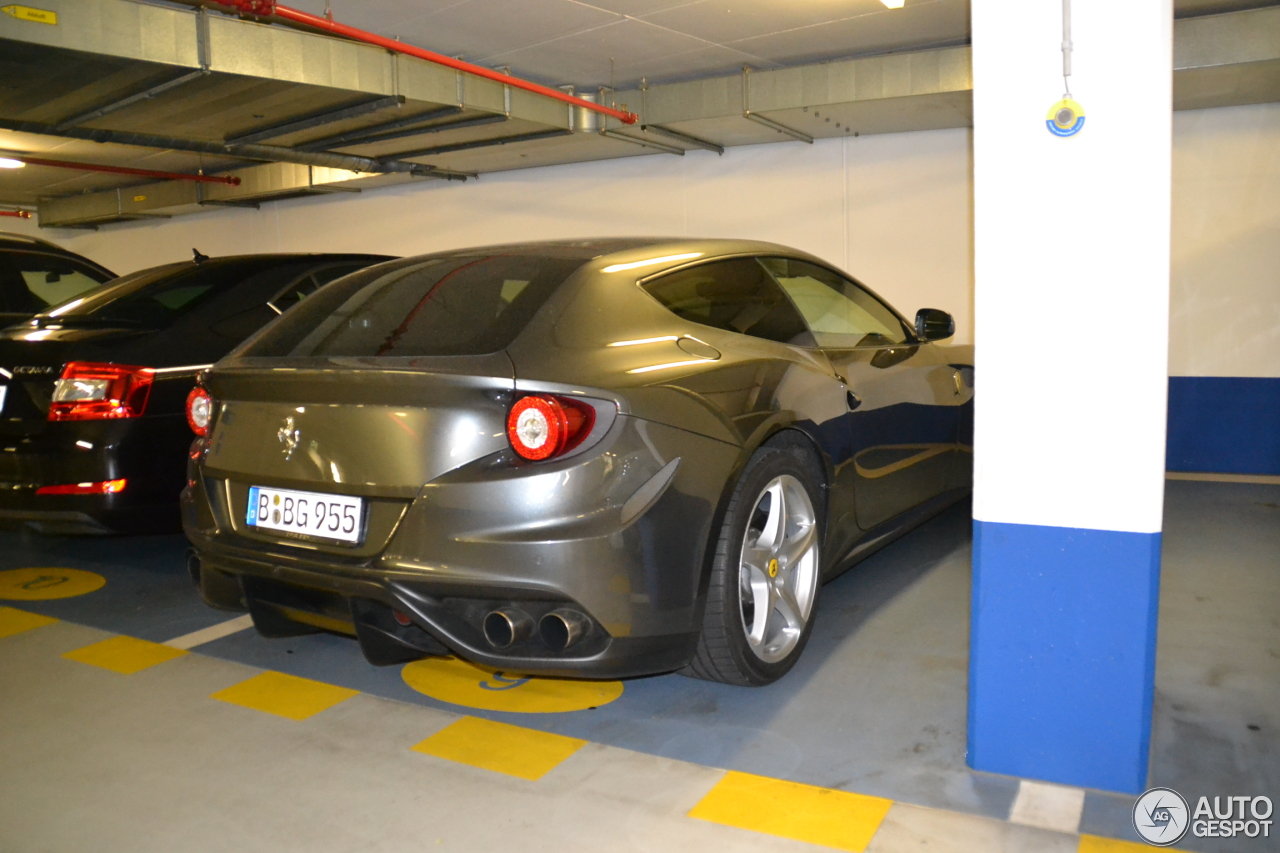 Ferrari FF