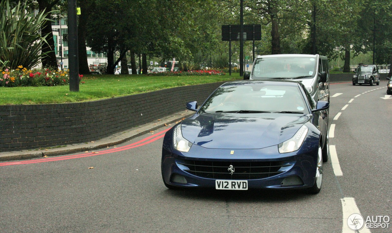 Ferrari FF