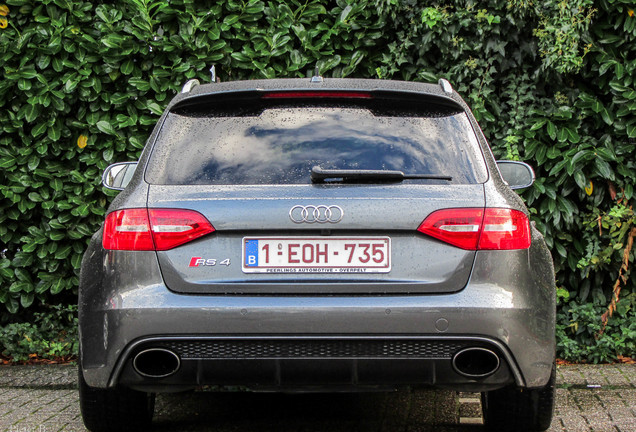 Audi RS4 Avant B8