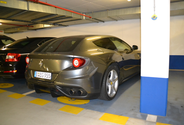 Ferrari FF