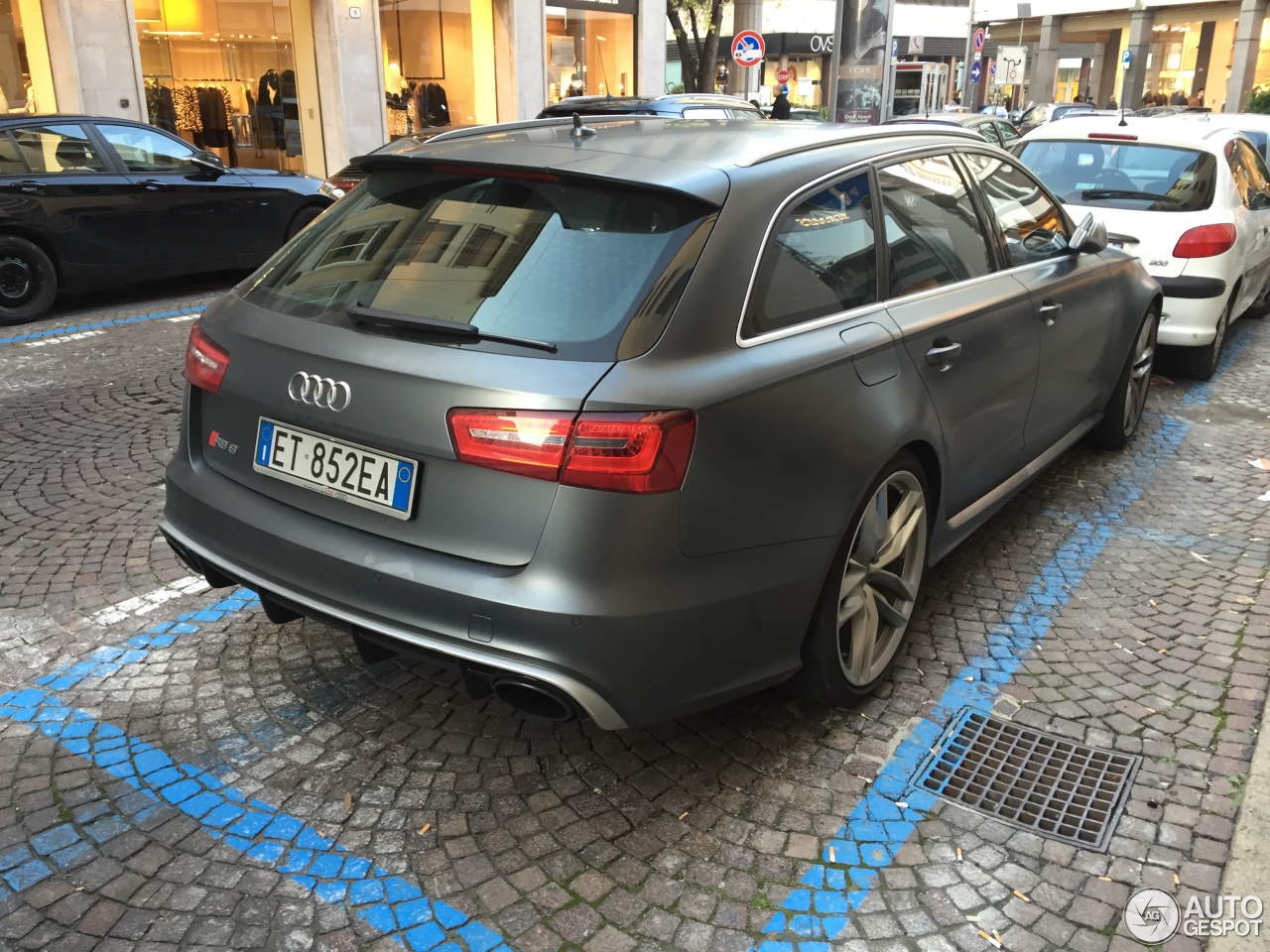 Audi RS6 Avant C7