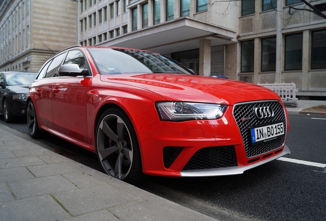 Audi RS4 Avant B8