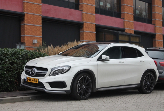 Mercedes-Benz GLA 45 AMG X156