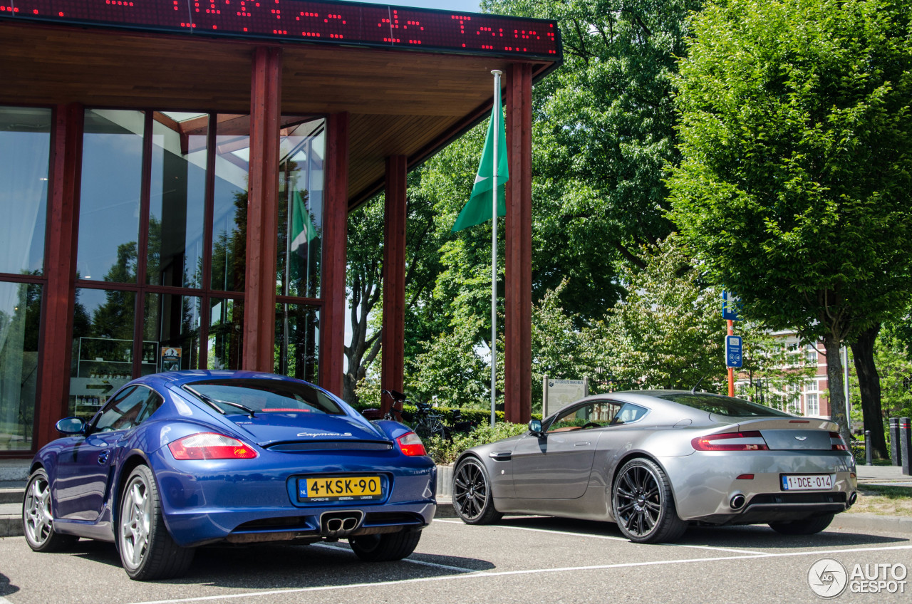 Aston Martin V8 Vantage