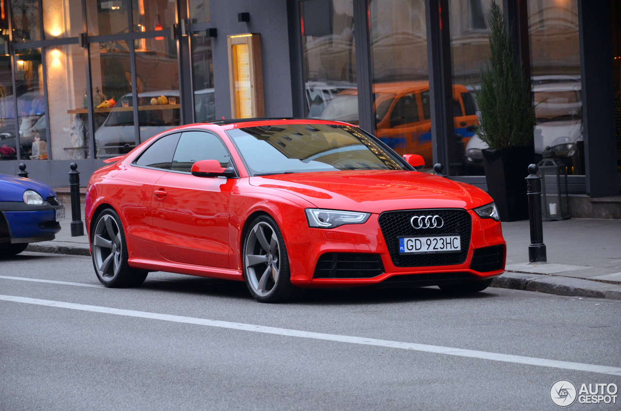 Audi RS5 B8 2012