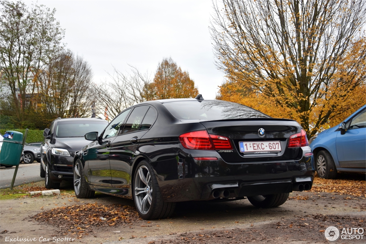 BMW M5 F10 2011