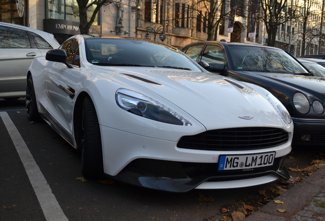 Aston Martin Vanquish 2013