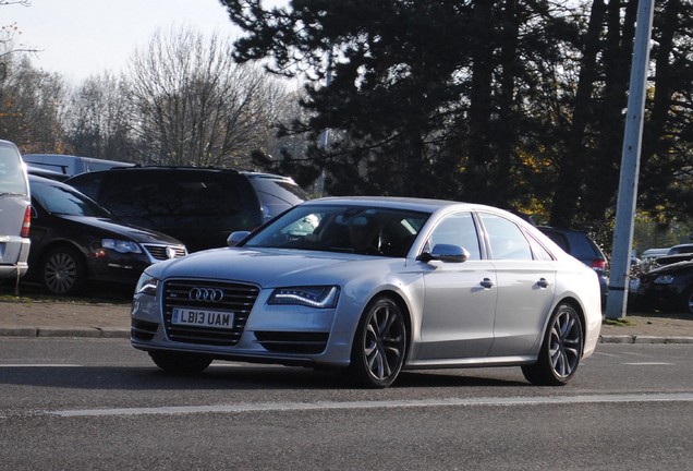 Audi S8 D4