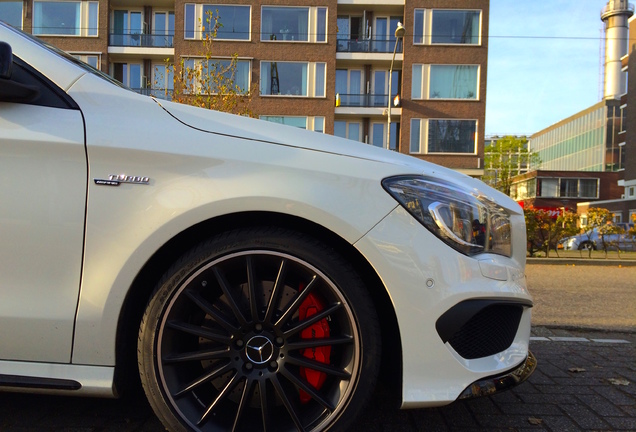 Mercedes-Benz CLA 45 AMG C117