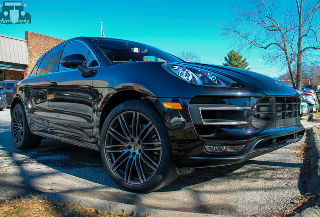 Porsche 95B Macan Turbo