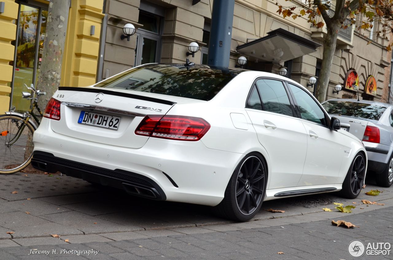 Mercedes-Benz E 63 AMG S W212