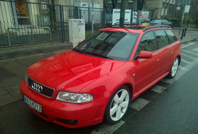 Audi RS4 Avant B5