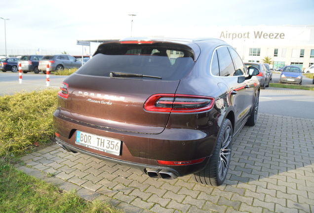 Porsche 95B Macan Turbo