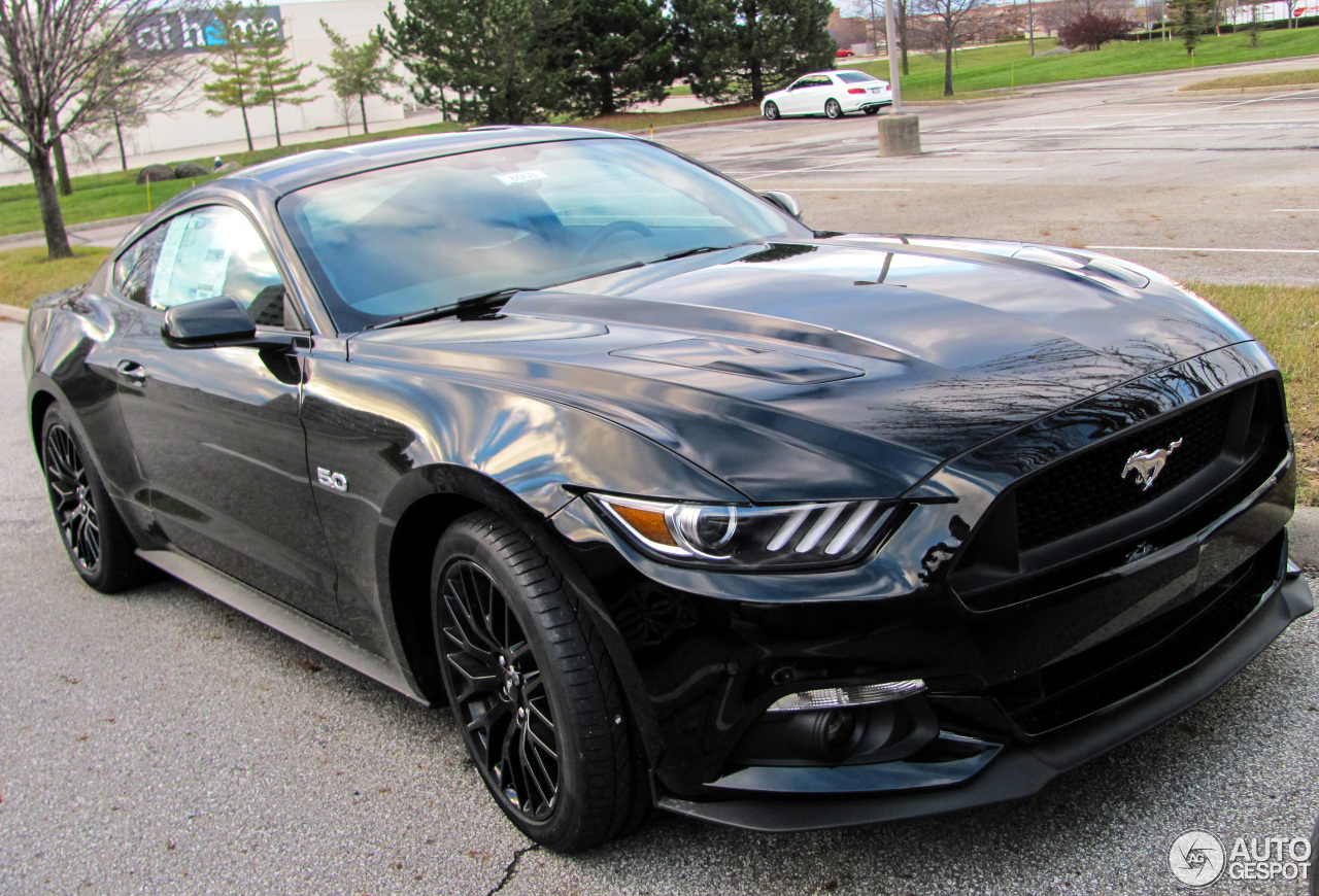 Ford Mustang GT 2015