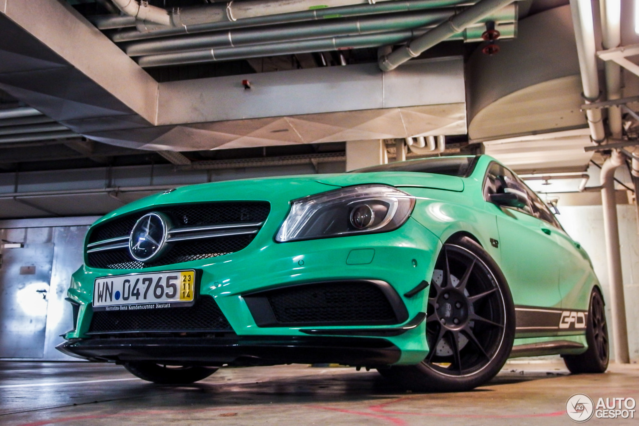 Mercedes-Benz A 45 AMG