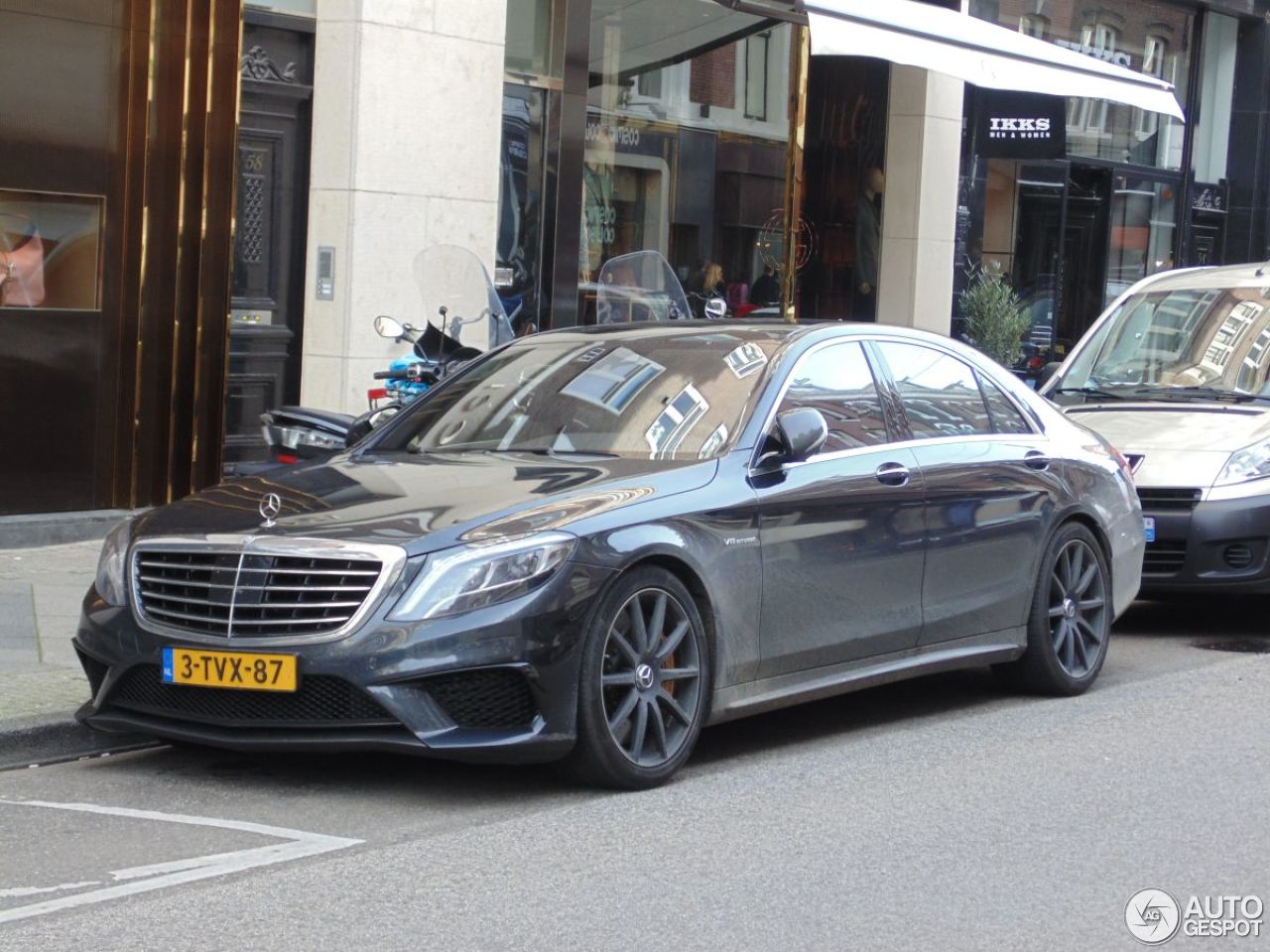 Mercedes-Benz S 63 AMG V222