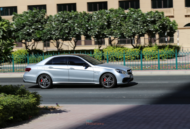 Mercedes-Benz E 63 AMG S W212