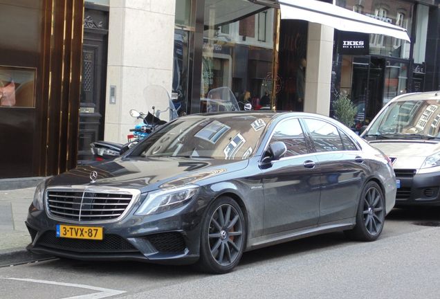 Mercedes-Benz S 63 AMG V222