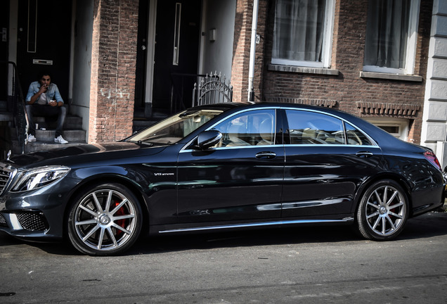 Mercedes-Benz S 63 AMG V222