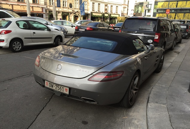 Mercedes-Benz SLS AMG Roadster