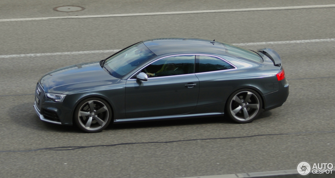 Audi RS5 B8 2012