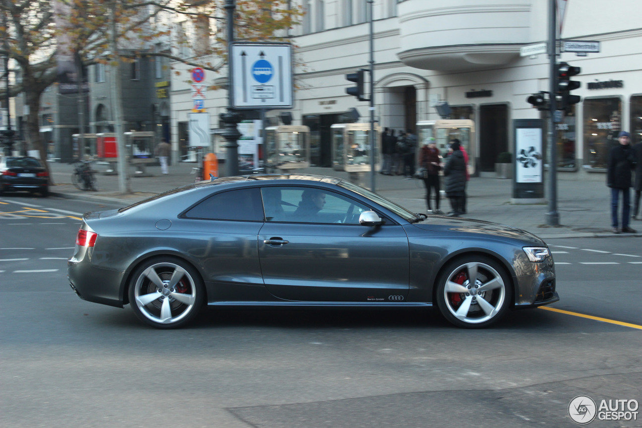 Audi RS5 B8 2012