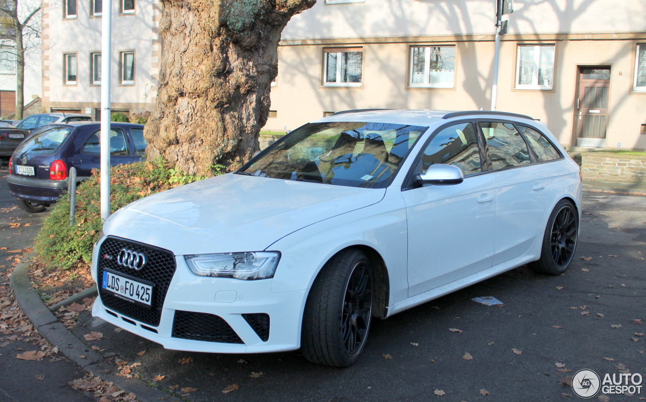 Audi RS4 Avant B8