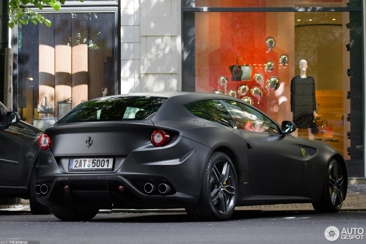 Ferrari FF