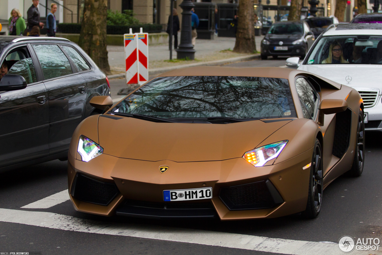 Lamborghini Aventador LP700-4