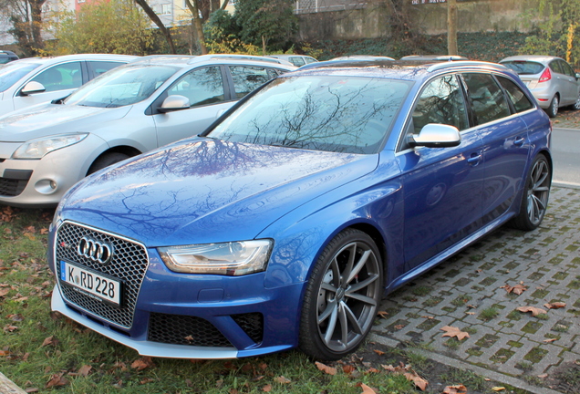 Audi RS4 Avant B8