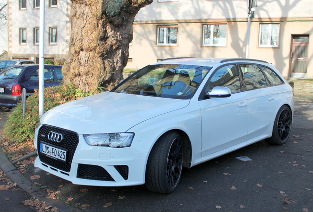 Audi RS4 Avant B8