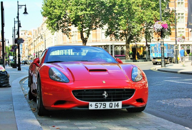 Ferrari California