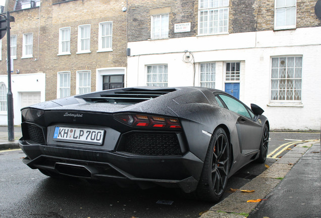 Lamborghini Aventador LP700-4