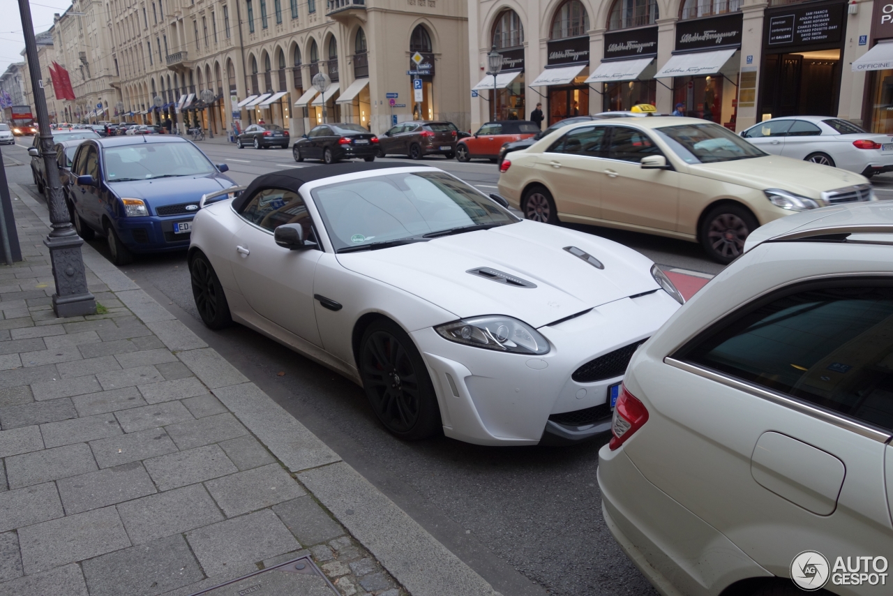 Jaguar XKR-S Convertible 2012